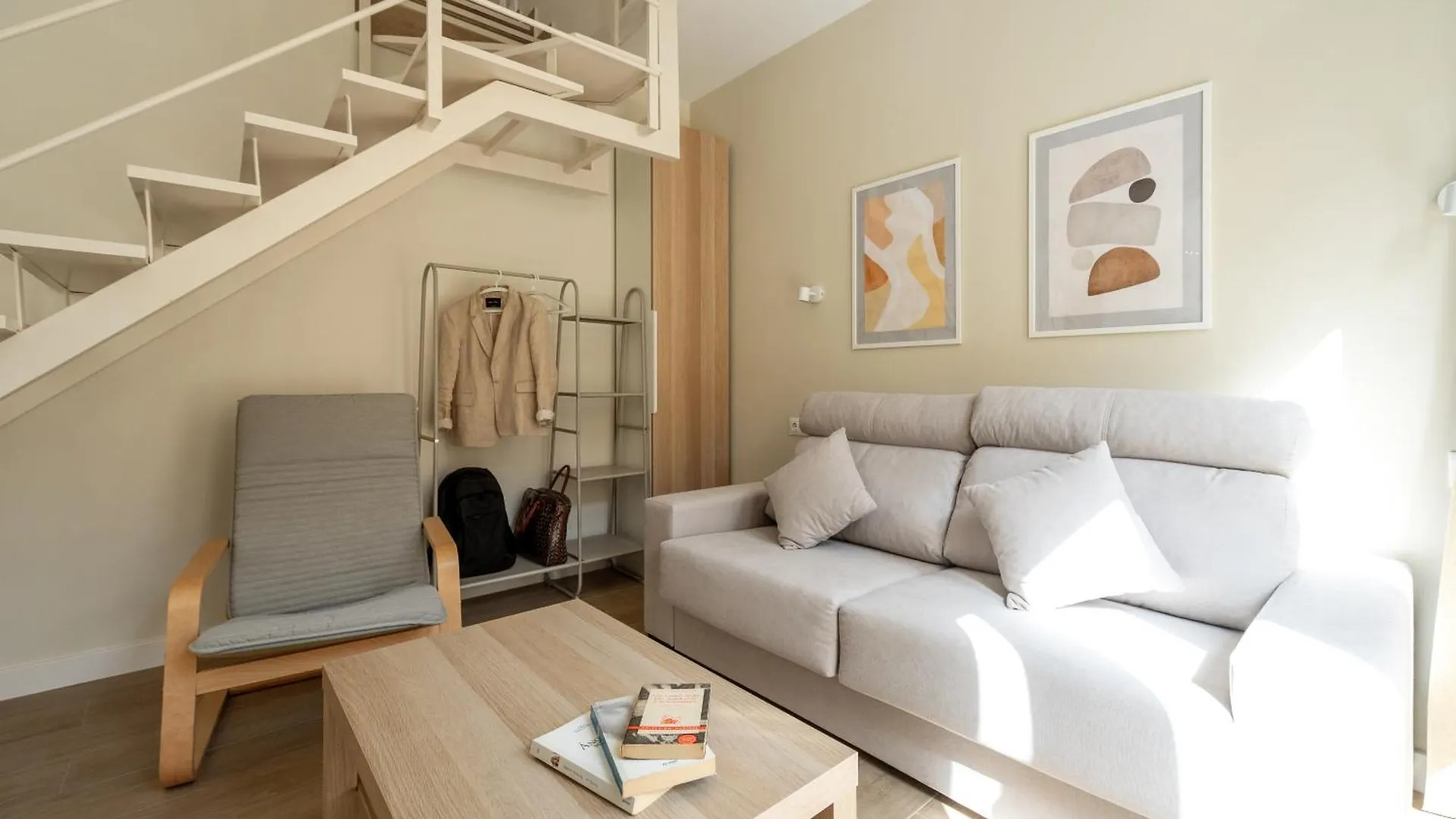 At Villafiel Atarazanas-Plaza Malaga Apartment